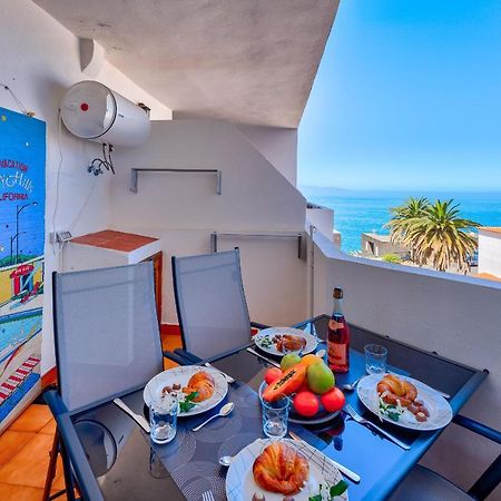 Wonderful Apartment With A Sea View, Wifi, Pool Пуерто де Сантяго Екстериор снимка