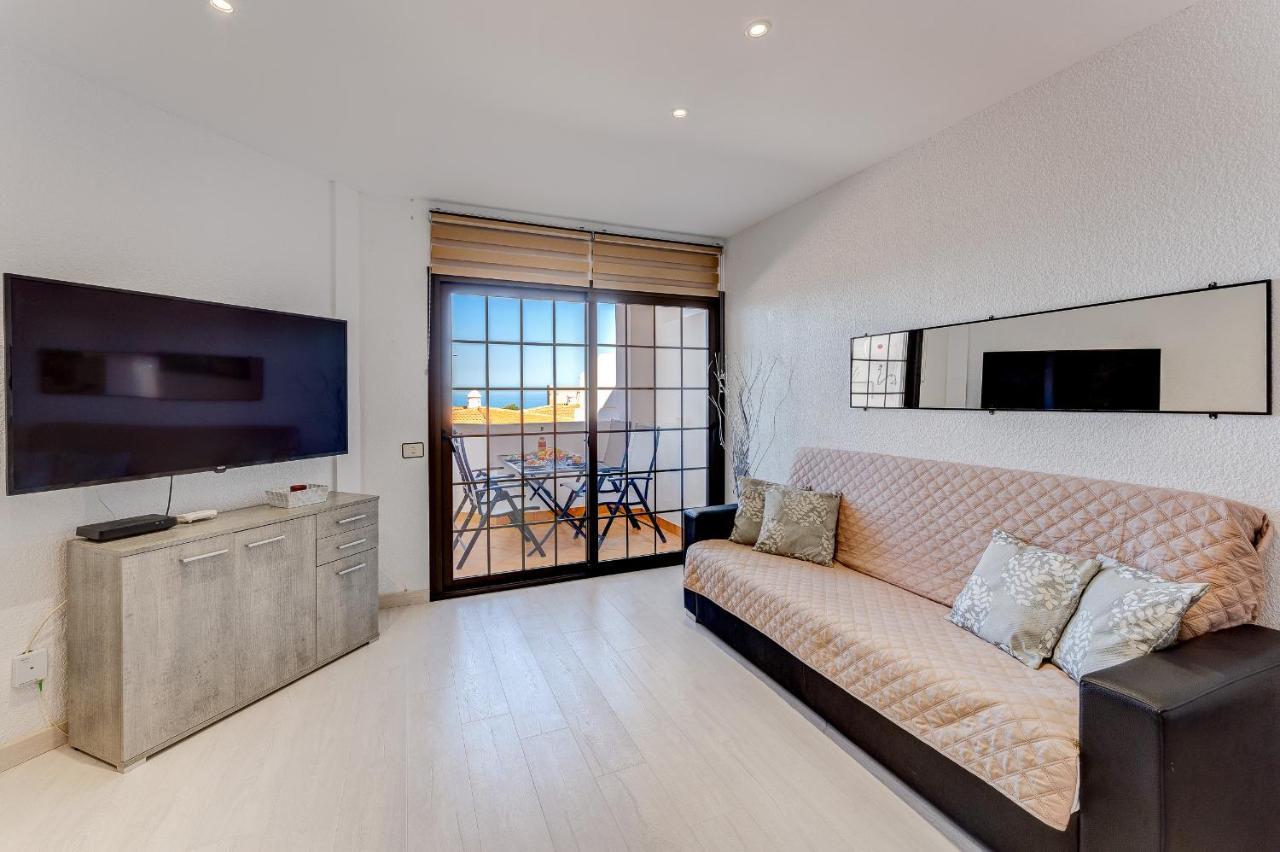 Wonderful Apartment With A Sea View, Wifi, Pool Пуерто де Сантяго Екстериор снимка