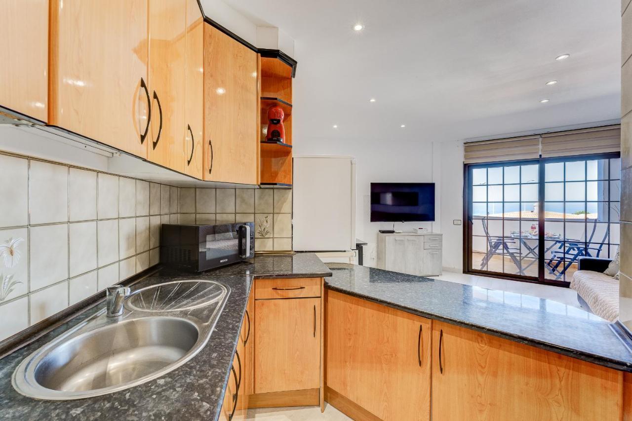 Wonderful Apartment With A Sea View, Wifi, Pool Пуерто де Сантяго Екстериор снимка